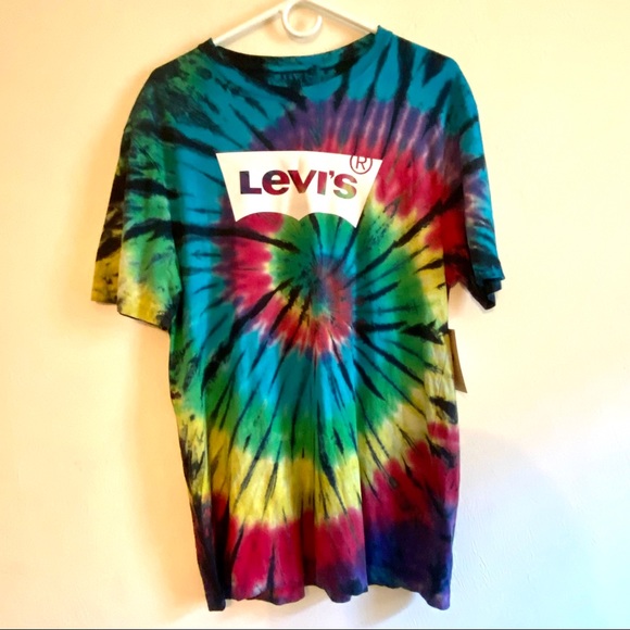 levi's tie dye t shirt